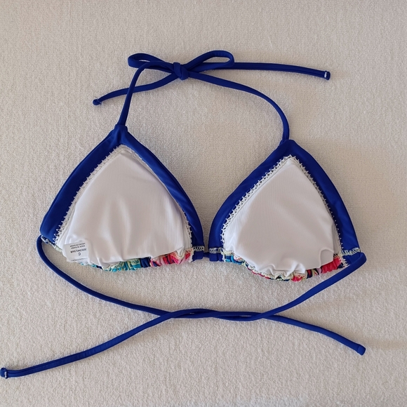 VENUS Hampton Bikini Top, size 32D/34C/36B - Picture 9 of 11